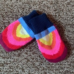 Rainbow Gymboree mittens. 0-6 months